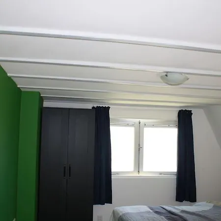 De Bosrand Grenzend Aan Het Bos Кастрикюм