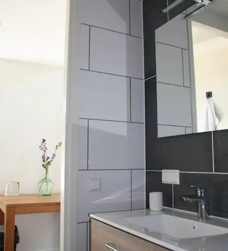 De Bosrand Grenzend Aan Het Bos Кастрикюм